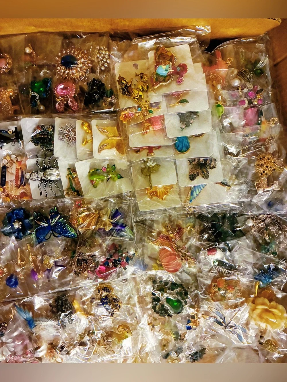 1000 Pcs Brooch Pin Jewelry Lot Rhinestone Enamel Mixed Assorted Animal Flower